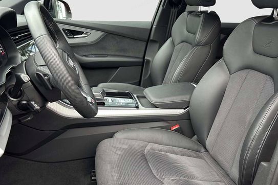 Audi Q7 60 TFSI e quattro S Line