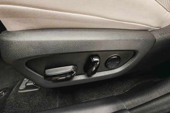 Lexus NX 350h Omotenashi 2.5 Hybrid AWD