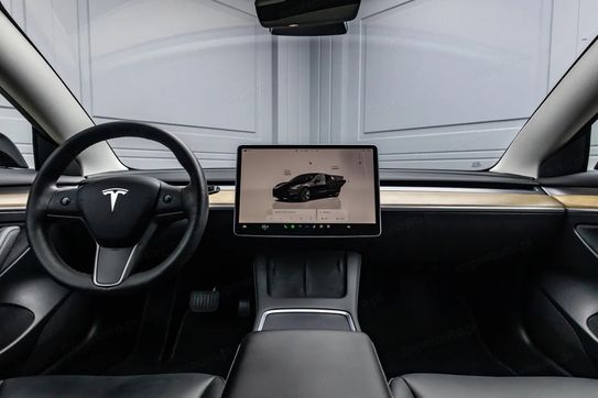 Tesla Model 3 3 Long Range AWD