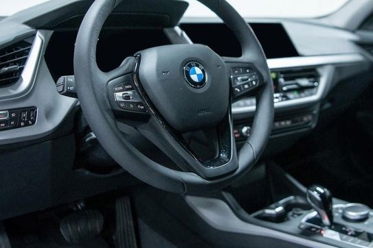 BMW Seria 1 118i Advantage