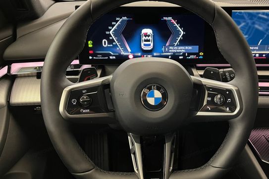 BMW Seria 5 520i mHEV aut
