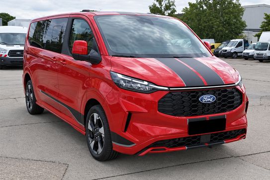 Ford Tourneo Custom 320 L2H1 Sport A8 AWD