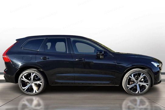 Volvo XC60 B5 B AWD Plus Dark