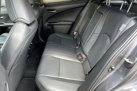 Lexus UX 250h GPF F Sport Design 2WD