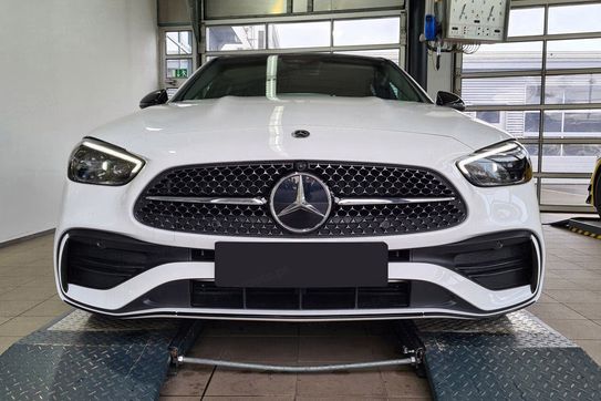Mercedes Klasa C 220 d 4-Matic AMG