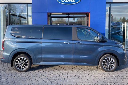 Ford Tourneo Custom 320 L2H1 Titanium A8