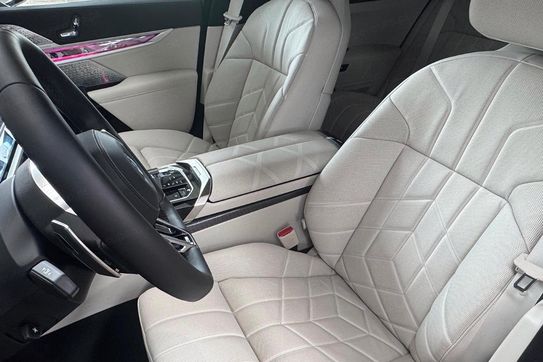 BMW Seria 7 740d xDrive M Sport