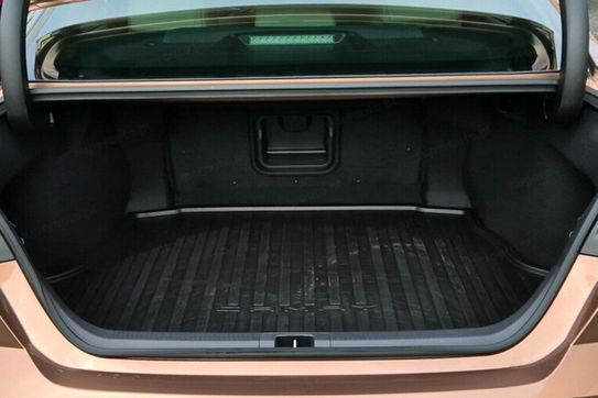 Toyota Camry 2.5 Hybrid Executive e-CVT