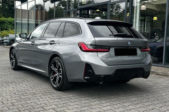 BMW Seria 3 Touring 320d xDrive M Sport