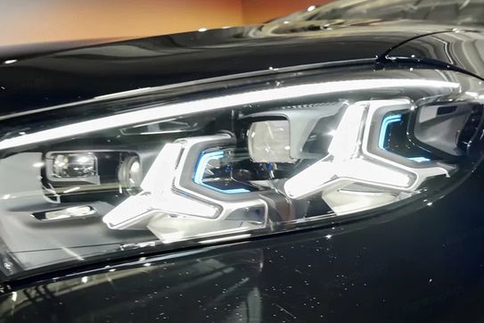 Mercedes Klasa S 450d 4-Matic Long 140y Launch Edition