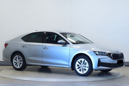 Skoda Octavia Drive Essence 1.5 TSI mHEV DSG