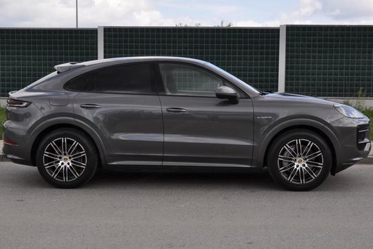 Porsche Cayenne Coupe E-Hybrid
