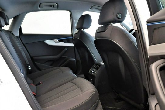 Audi A4 Avant 35 TFSI