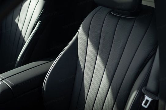 Mercedes Klasa E 220 d 4-Matic AMG