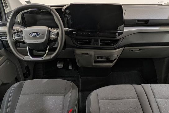 Ford Tourneo Custom 320 L2H1 Titanium A8