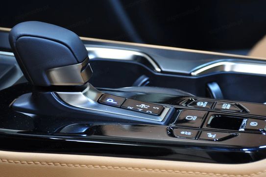 Lexus NX 450h+ Prestige AWD