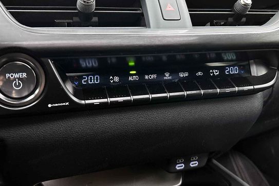 Lexus UX 300h F Sport 2.0 Hybrid Dynamic Force