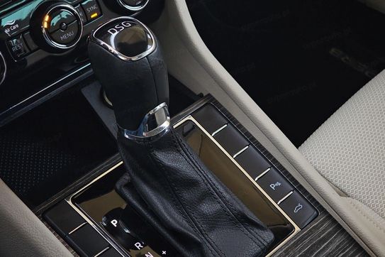 Skoda Superb 2.0 TDI Style DSG