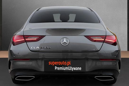 Mercedes CLA 250 e AMG Line