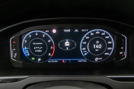 Volkswagen Passat 2.0 TSI Elegance DSG