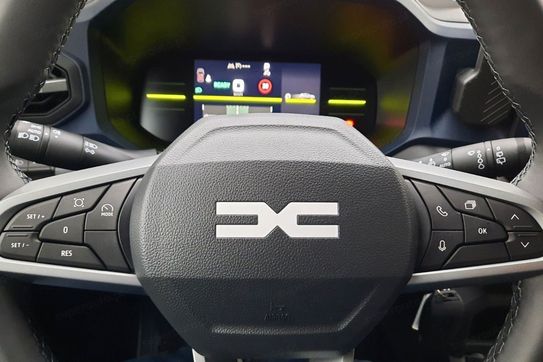 Dacia Duster Expression MMT 1.8 Full Hybrid