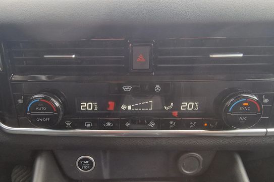 Nissan Qashqai 1.3 DIG-T mHEV Acenta Xtronic