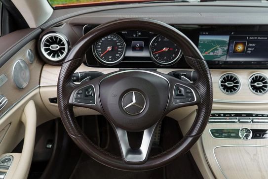 Mercedes Klasa E 3.0