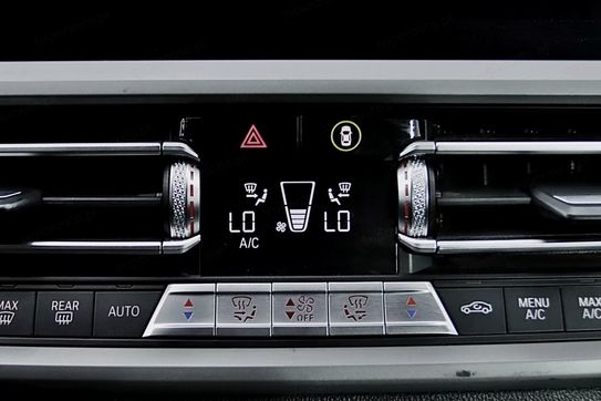 BMW Seria 3 318i Sport Line