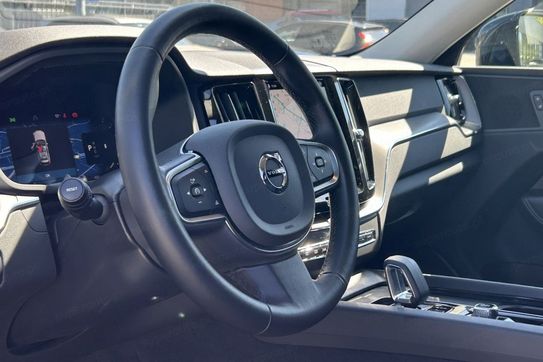 Volvo XC60 B4 D AWD Core aut