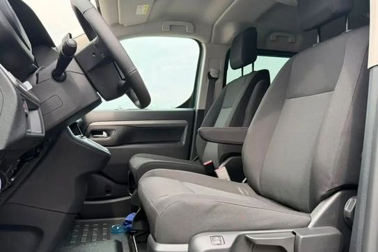 Opel Zafira Life Extra Long L2H1 Business AT8