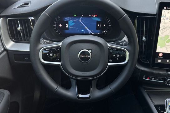 Volvo XC60 B5 B AWD Ultra Black Edition