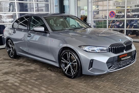 BMW Seria 3 318i M Sport aut