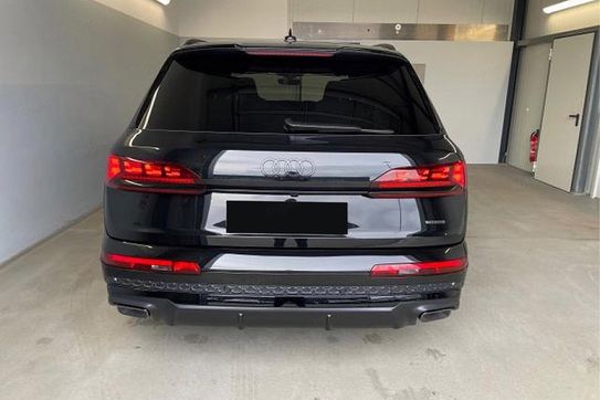 Audi Q7 50 TDI quattro S Line