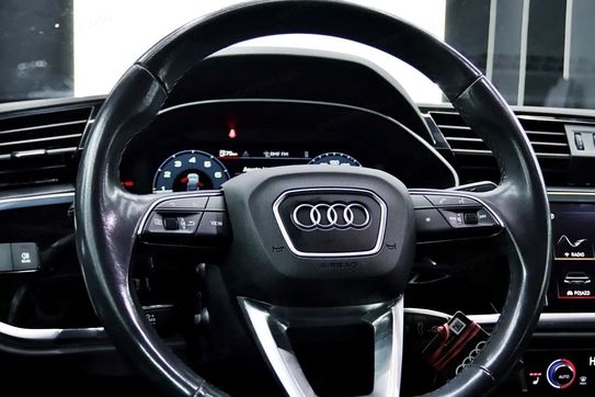 Audi Q3 35 TFSI mHEV S tronic