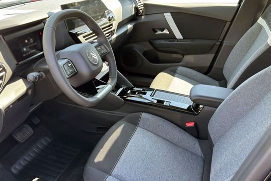 Citroen C4 You eDCT6 1.2 mHEV