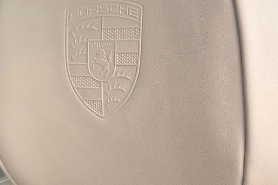 Porsche Cayenne E-Hybrid Black Edition