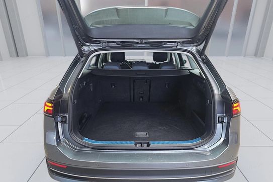 Volkswagen Passat 1.5 TSI  DSG