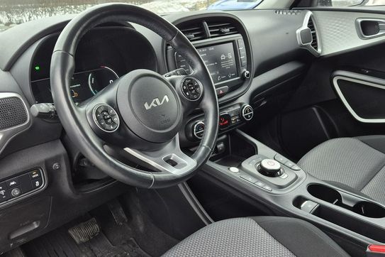 Kia Soul M + WIN