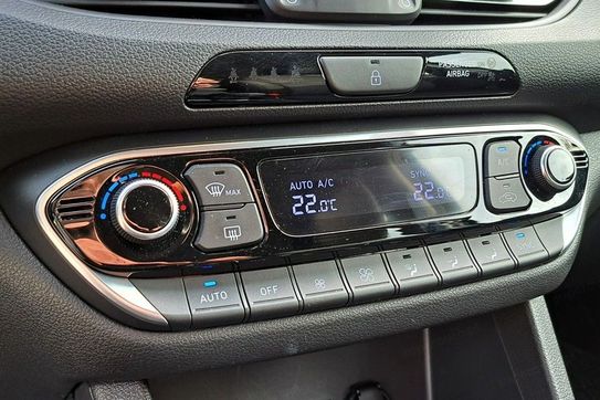 Hyundai i30 1.5 T-GDI 48V Smart