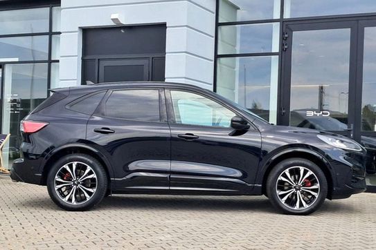 Ford Kuga 2.5 FHEV AWD ST-Line X