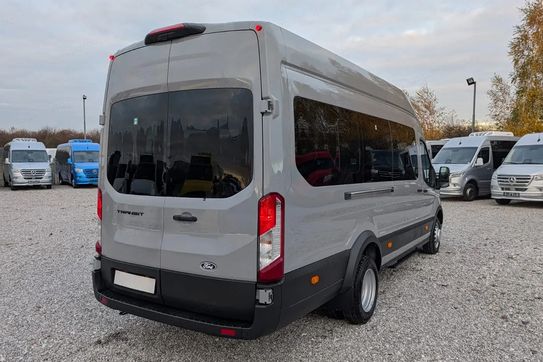 Ford Transit Autobus M2 460 L4H3 RWD Limited A10 RWD