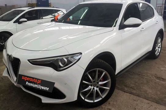 Alfa Romeo Stelvio 2.0 Turbo Executive Q4 aut