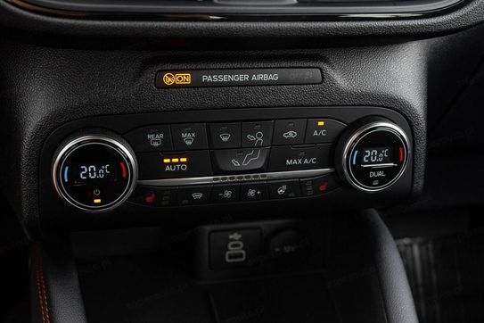 Ford Kuga 1.5 EcoBoost FWD ST-Line