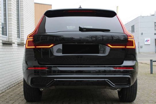 Volvo XC60 B5 AWD Ultra Black Edition
