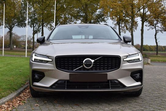 Volvo V60 B4 Plus Dark