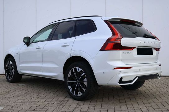Volvo XC60 T6 Plug-In Hybrid AWD Ultra Dark