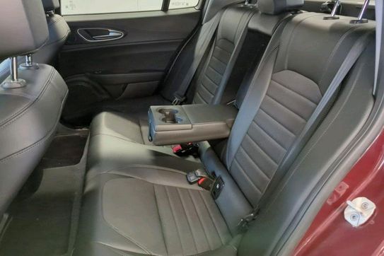 Alfa Romeo Giulia 2.0 Turbo Super aut