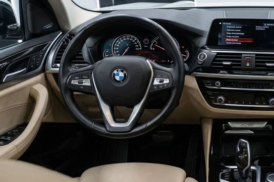 BMW X3 xDrive20i