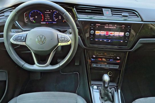 Volkswagen Touran 1.5 TSI DSG