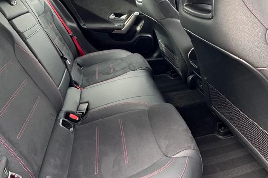 Mercedes CLA AMG 35 4-Matic Shooting Brake